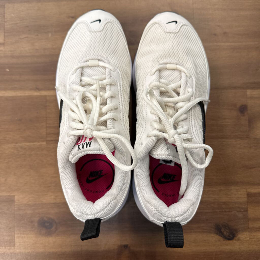 Nike Air Max AP Sneakers 7