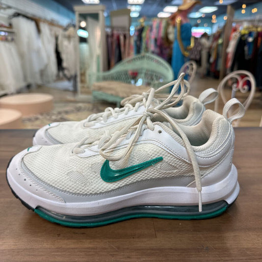Nike Air Max AP Sneakers 7.5