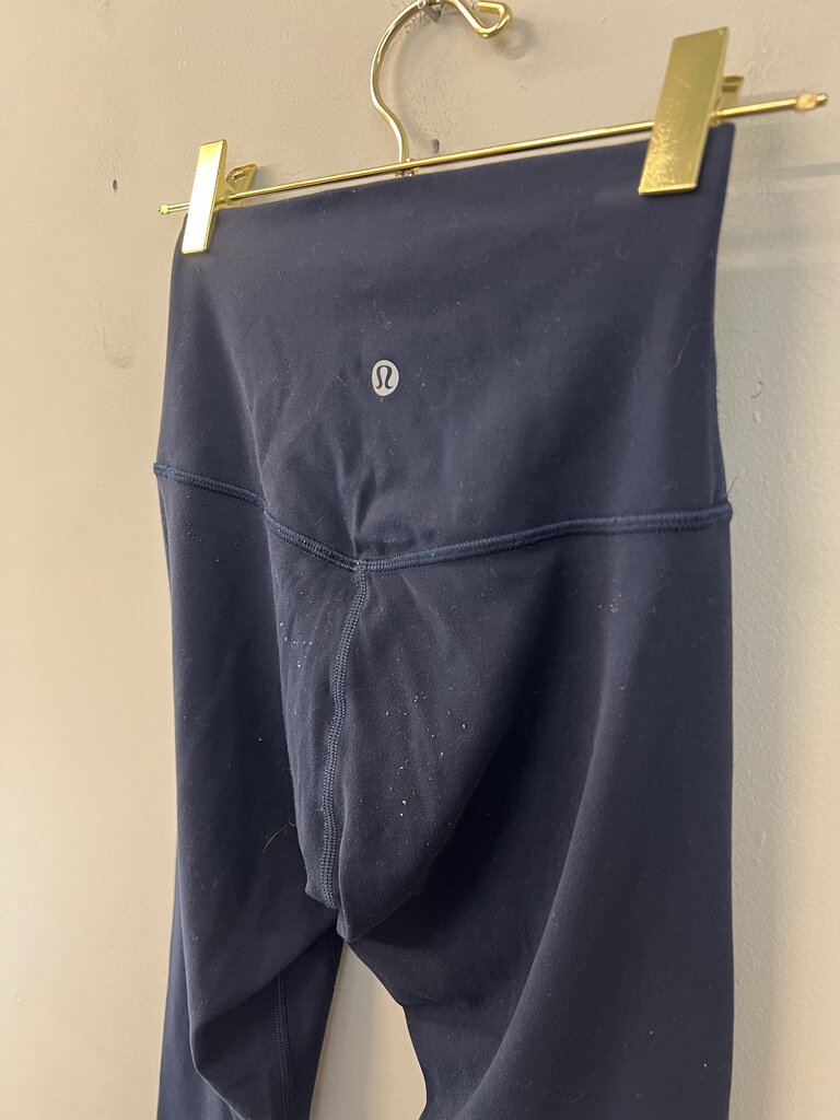 Lululemon Navy Cropped Leggings 2