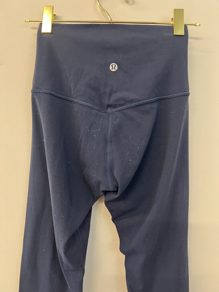Lululemon Navy Cropped Leggings 2