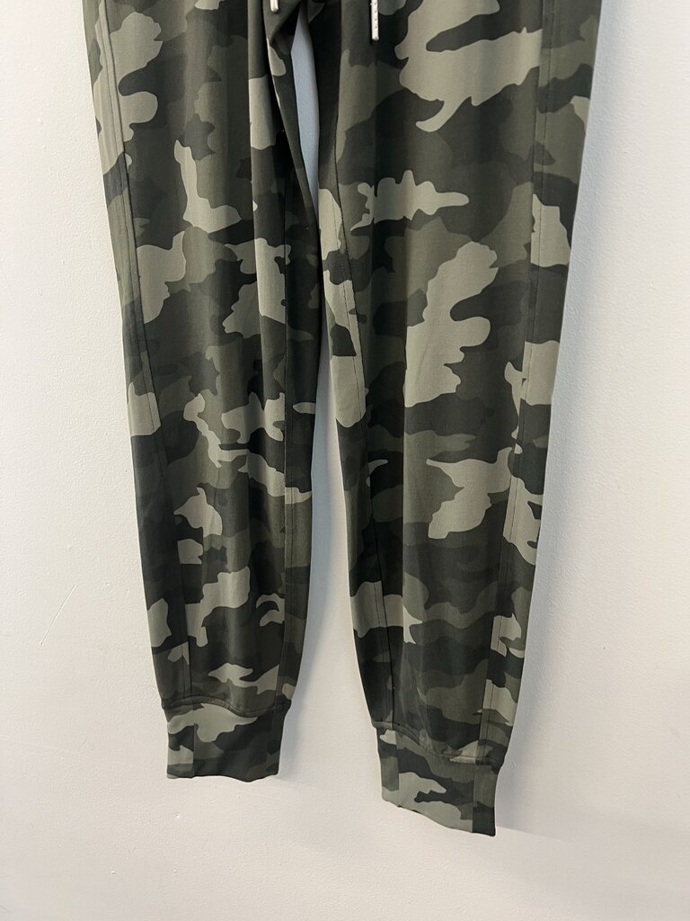 Lululemon Green Camo Print Ready To Rulu HR Joggers 2