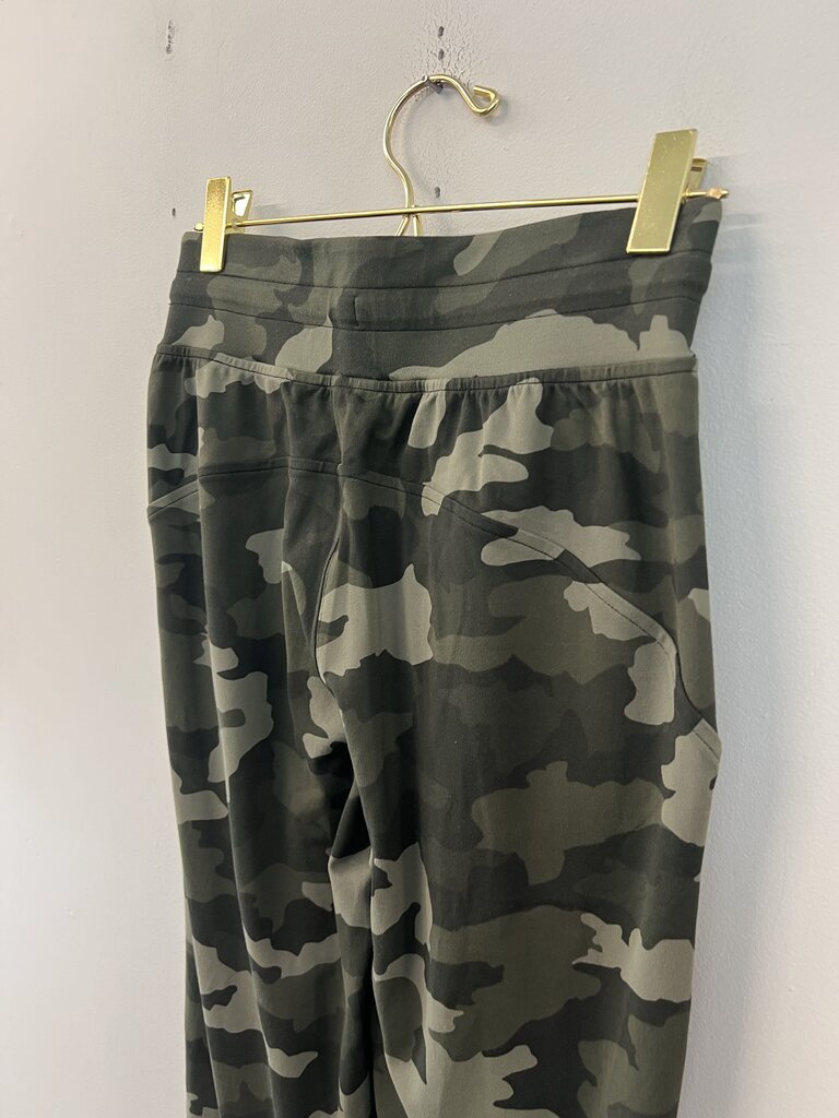 Lululemon Green Camo Print Ready To Rulu HR Joggers 2