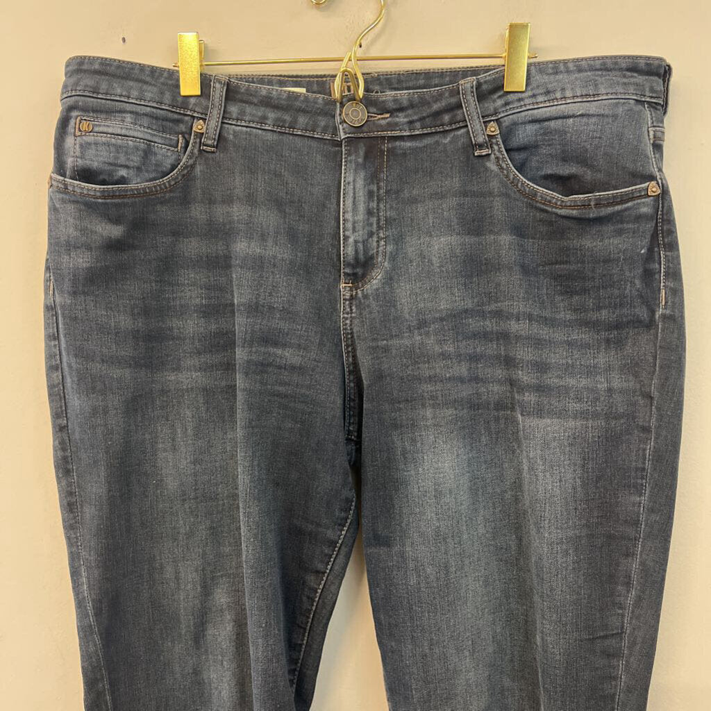 Kut Dark Wash Katy Boyfriend Jeans 16