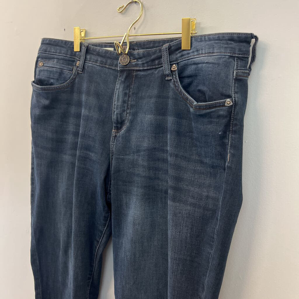 Kut Dark Wash Katy Boyfriend Jeans 16