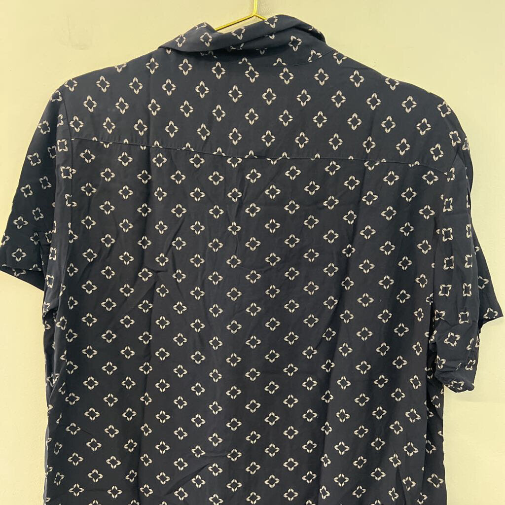 Denim and Flower Navy/ White Print Short Sleeve Button Down Top Large