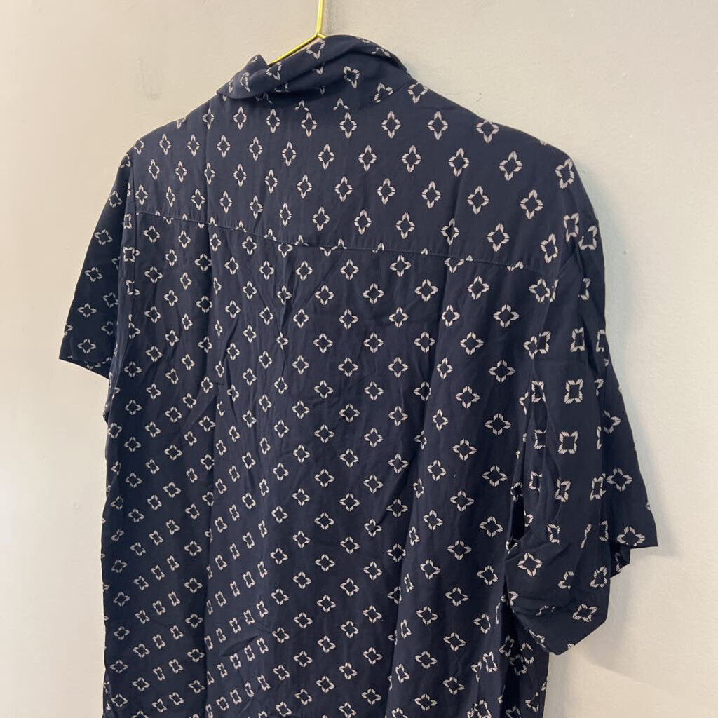Denim and Flower Navy/ White Print Short Sleeve Button Down Top Large