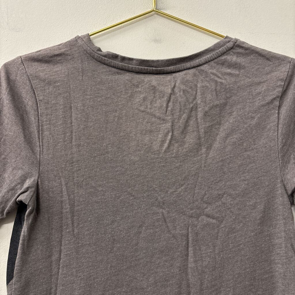 Disney Grey/ Red Minnie Mouse Short Sleeve Graphic Tee Small