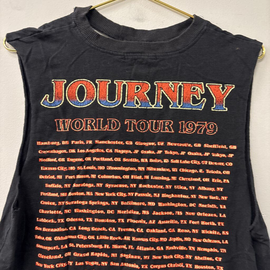 Forever 21 Black Sleeveless Journey Graphic Tee Medium