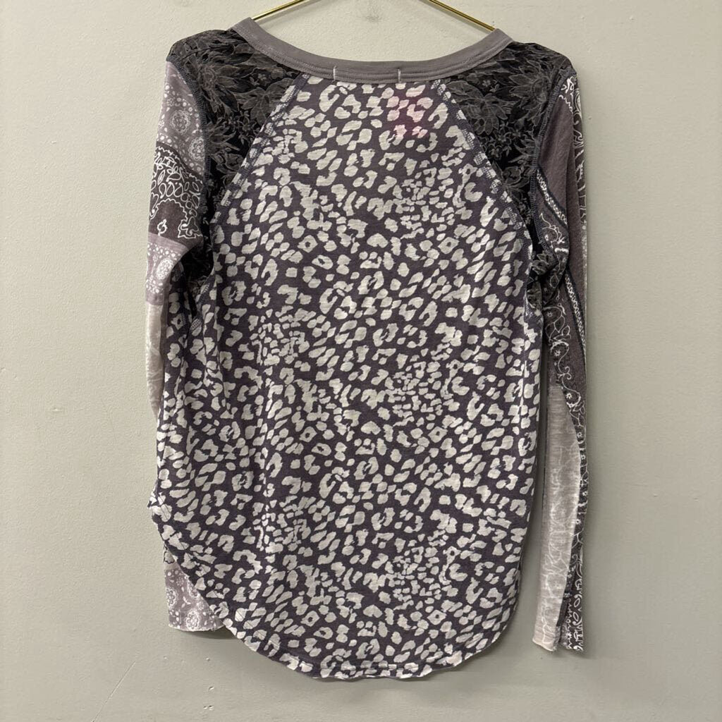 We The Free Mixed Print Long Sleeve Top Small