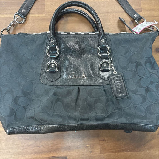 Coach Vintage Logo Shoulder Bag