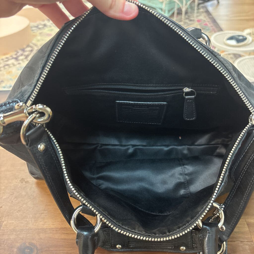 Coach Vintage Logo Shoulder Bag