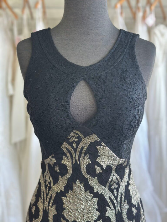 Vintage Black Lace Top Gold Lamay Printed Skirt Formal Small