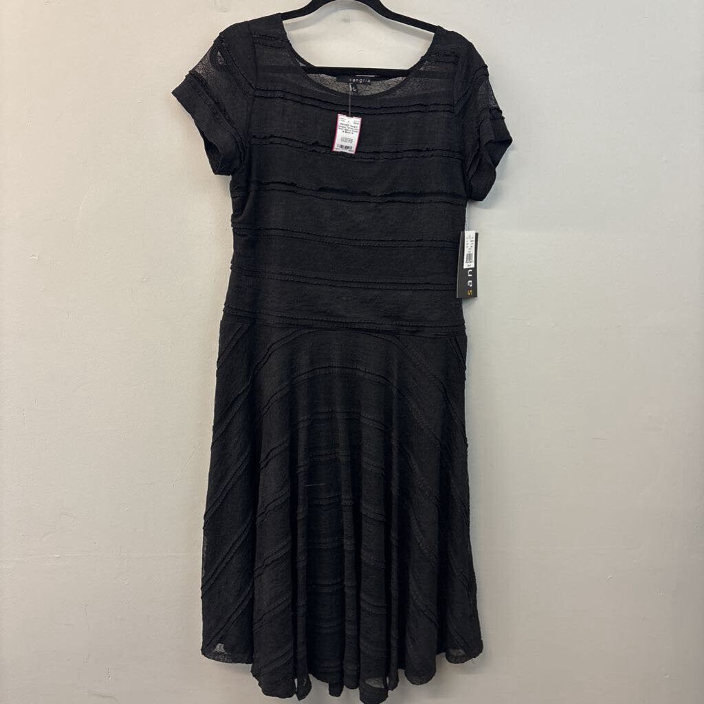 Sangria Tiered Lace Short Sleeve Dress 14