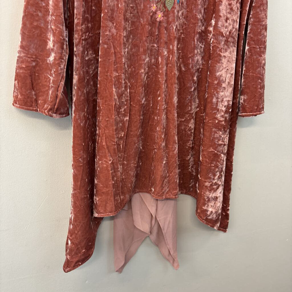 Charlie O Embroidered Flower Velvet Kimono Medium