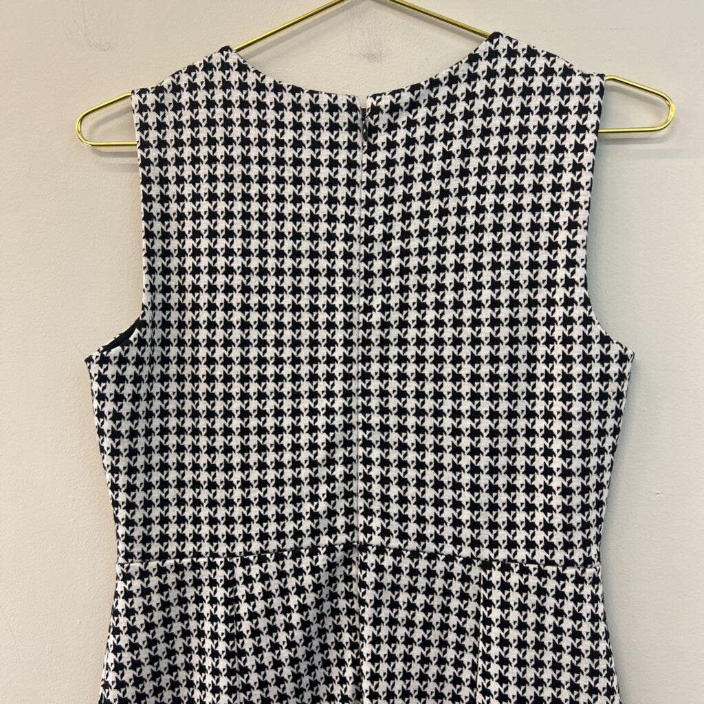 Lands End Black/ White Houndstooth Sleeveless Dress 4