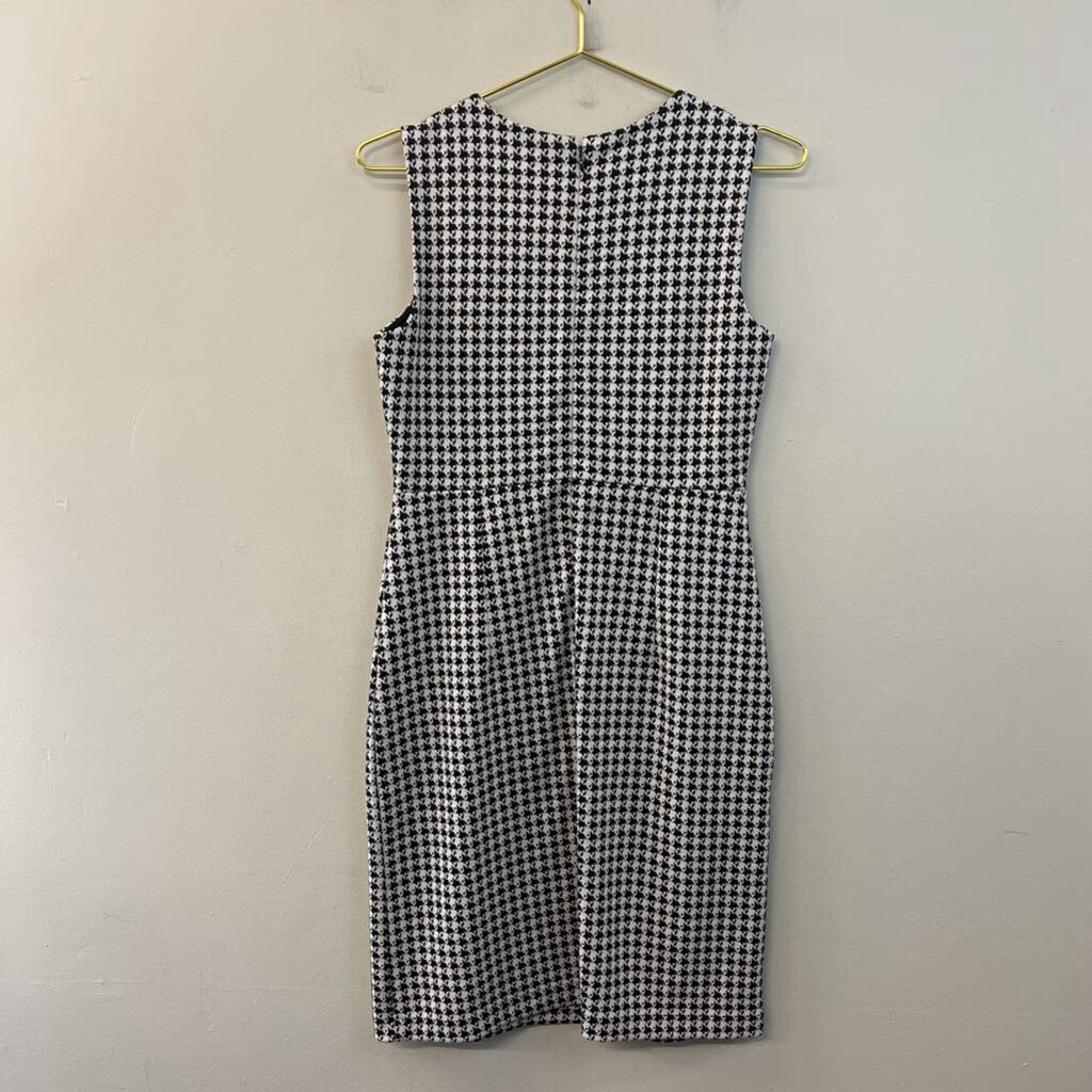 Lands End Black/ White Houndstooth Sleeveless Dress 4