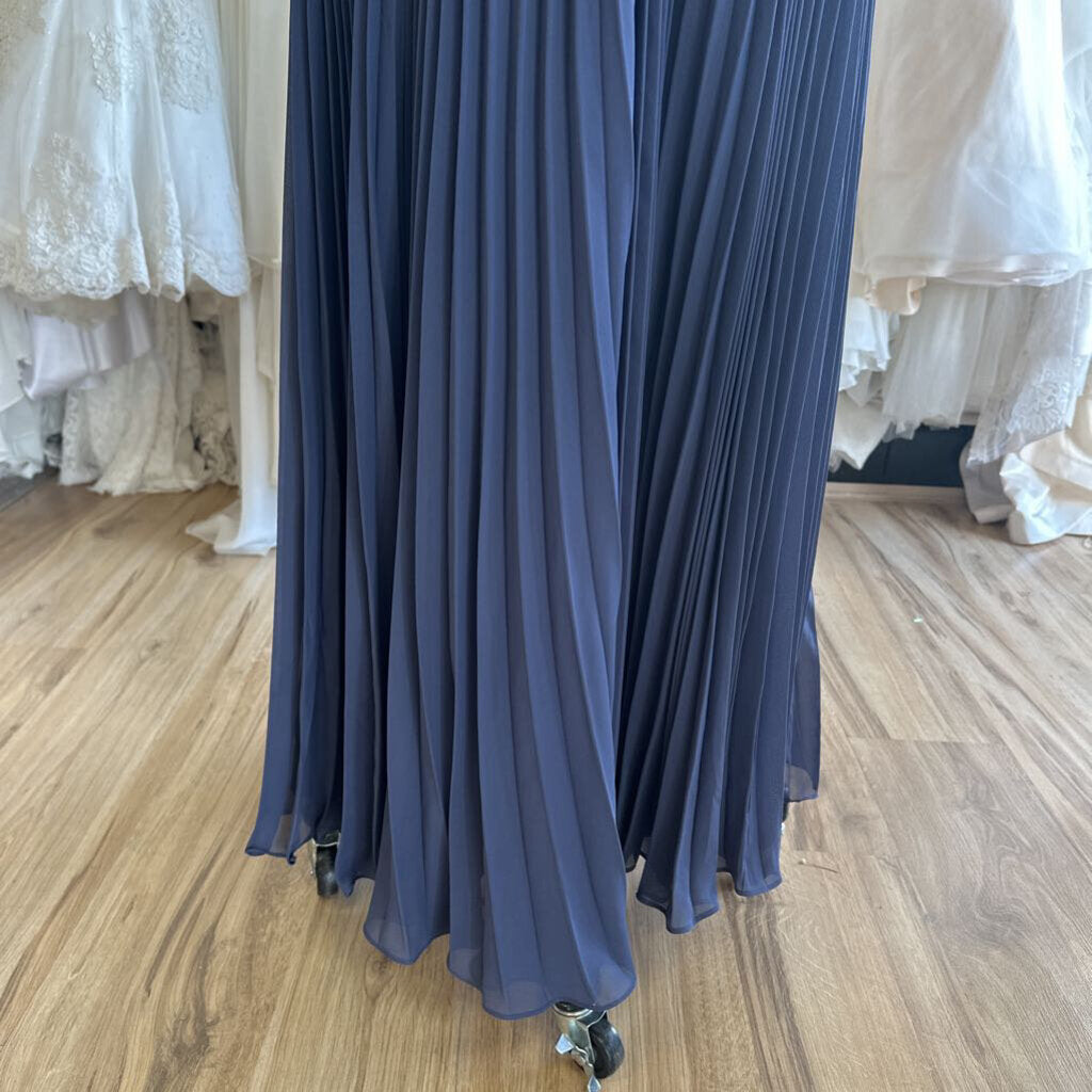 Blue Pleated Long Sleeve Long Formal Dress Medium