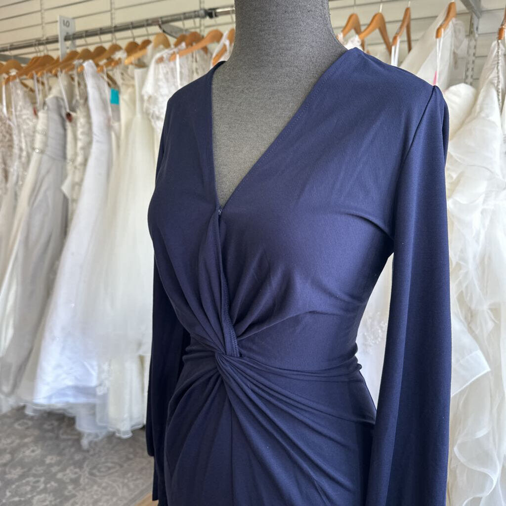 Pretty Garden Navy Long Sleeve Fitted Long Formal Dress Medium
