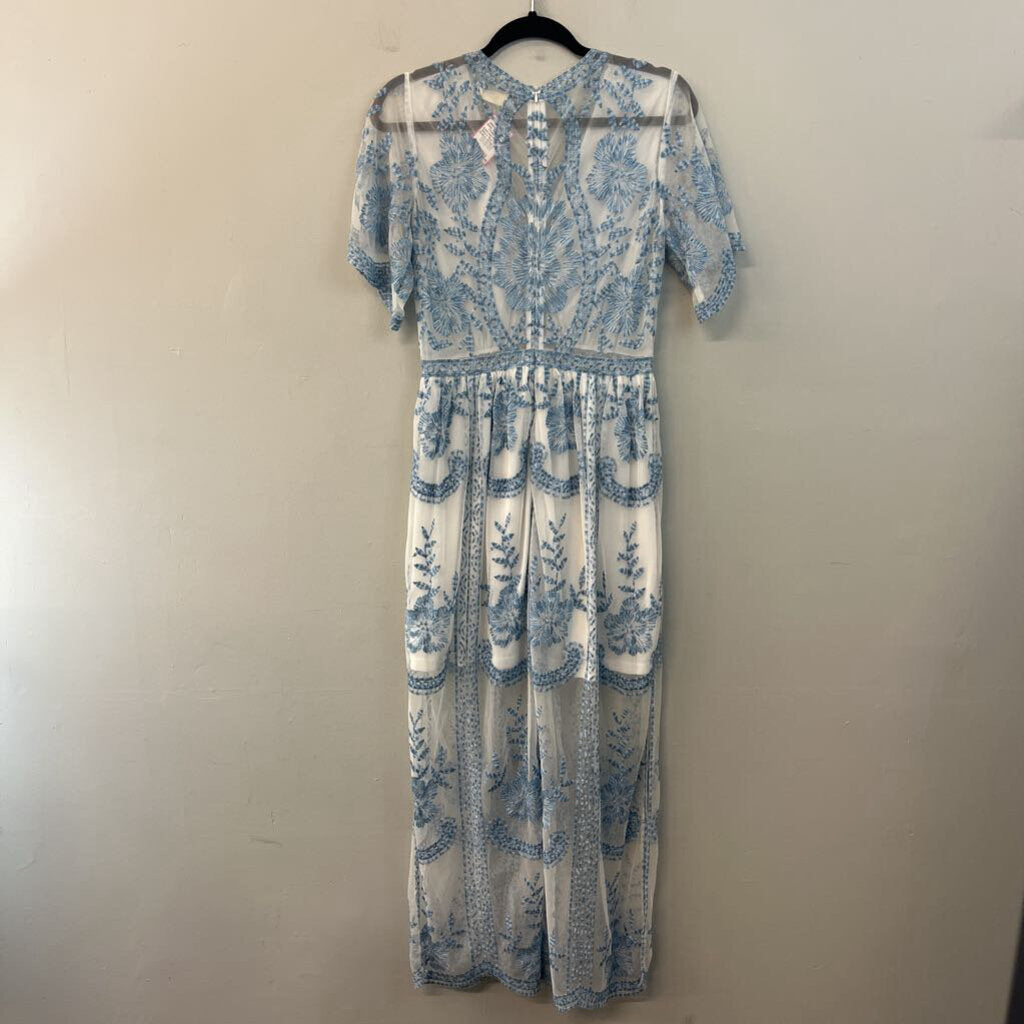 Altar'd State White/ Blue Embroidered Short Sleeve Maxi Dress Medium