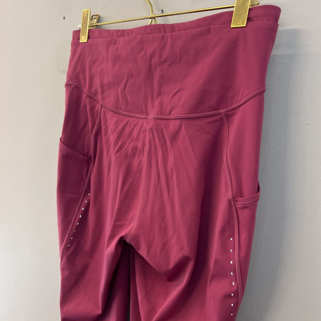 Lululemon Pink Cropped Athletic Leggings 8