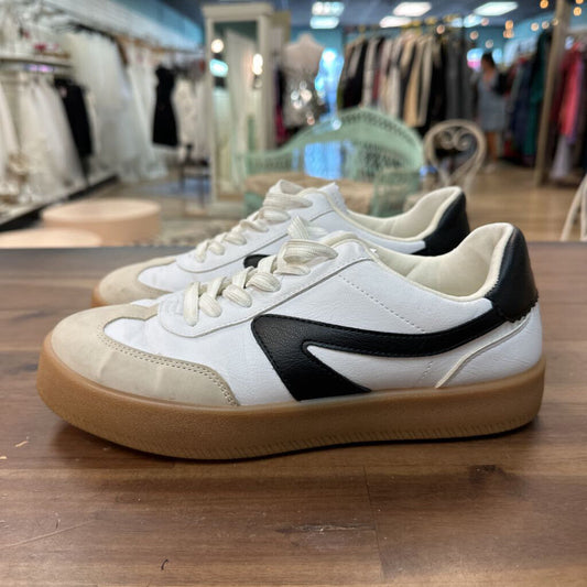 Dolce Vita White/ Black Russo Sneakers 8.5