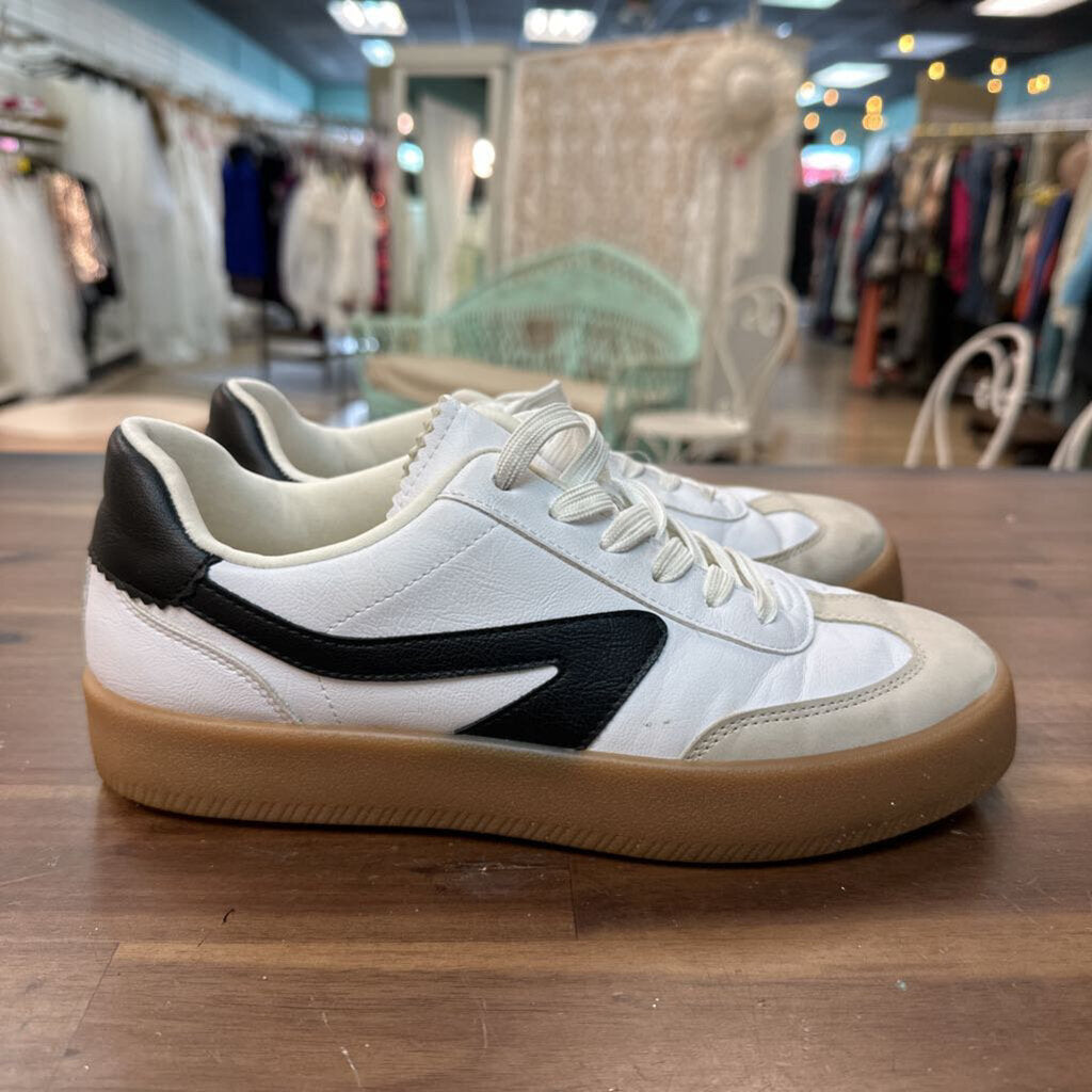 Dolce Vita White/ Black Russo Sneakers 8.5