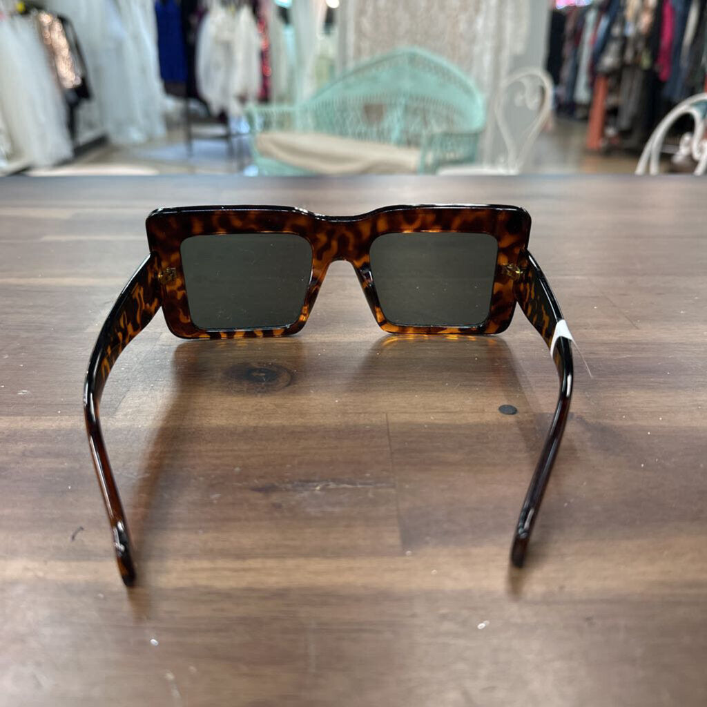 Brown Leopard Print Square Sunglasses