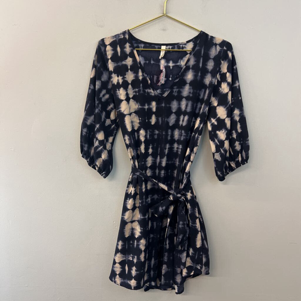Tyche Navy/ Cream Print Long Sleeve Tie Waist Dress Medium