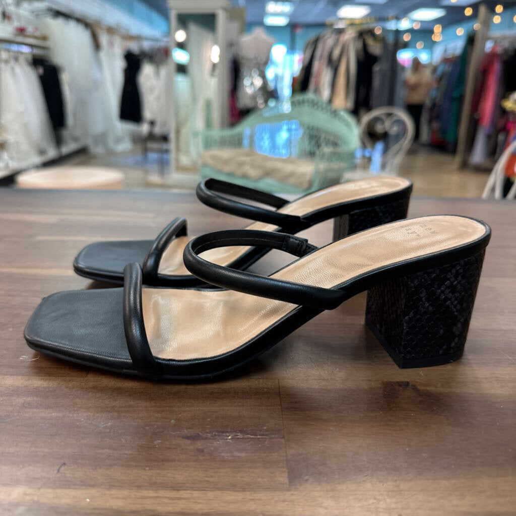 Black Double Strap Block Heels 7.5