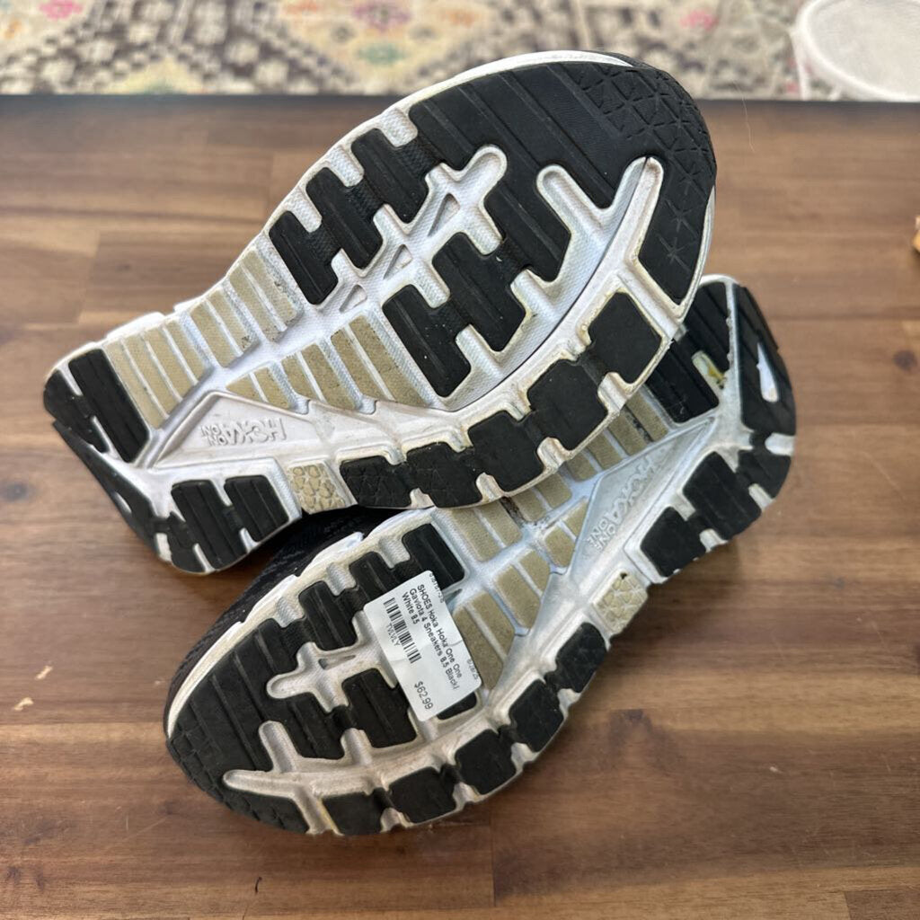 Hoka One One Gaviota 4 Sneakers 8.5