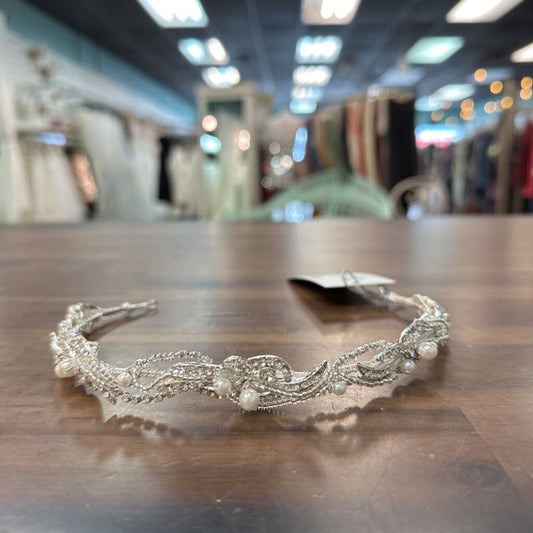 Marionat Pearl Rhinestone Wire Beaded Headband