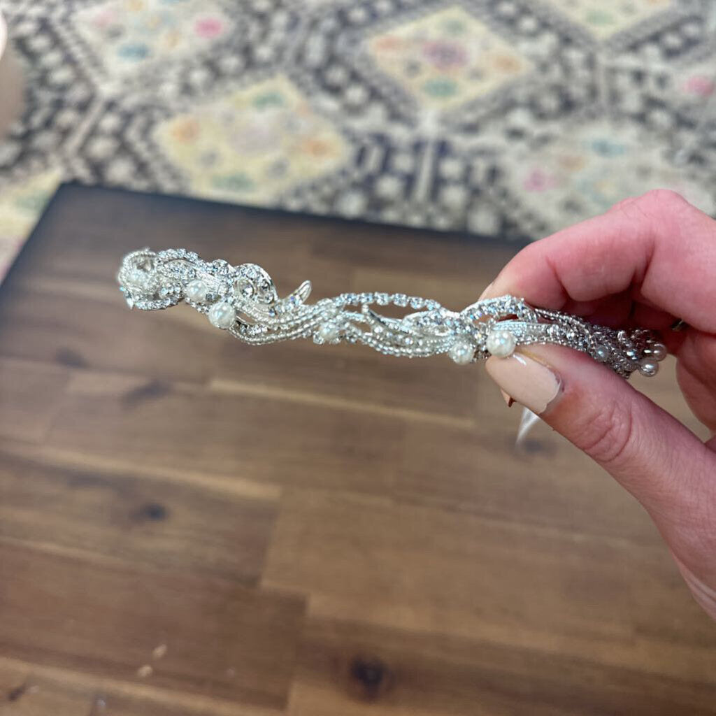 Marionat Pearl Rhinestone Wire Beaded Headband