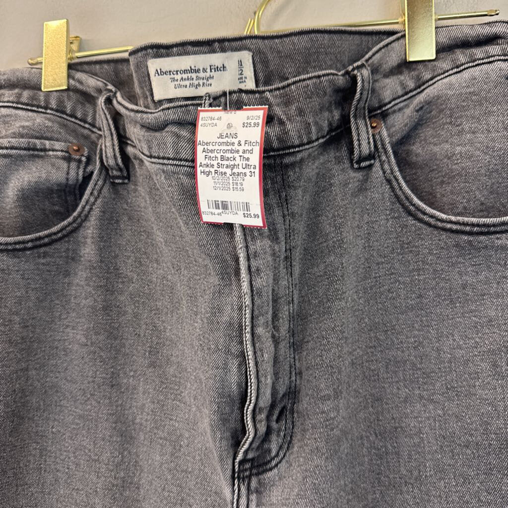 Abercrombie and Fitch Black The Ankle Straight Ultra High Rise Jeans 31