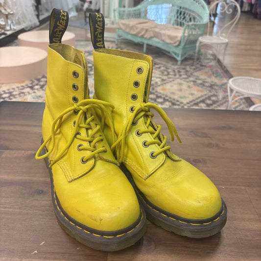 Dr Martens Yellow Leather Lace Up Ankle Boots 8