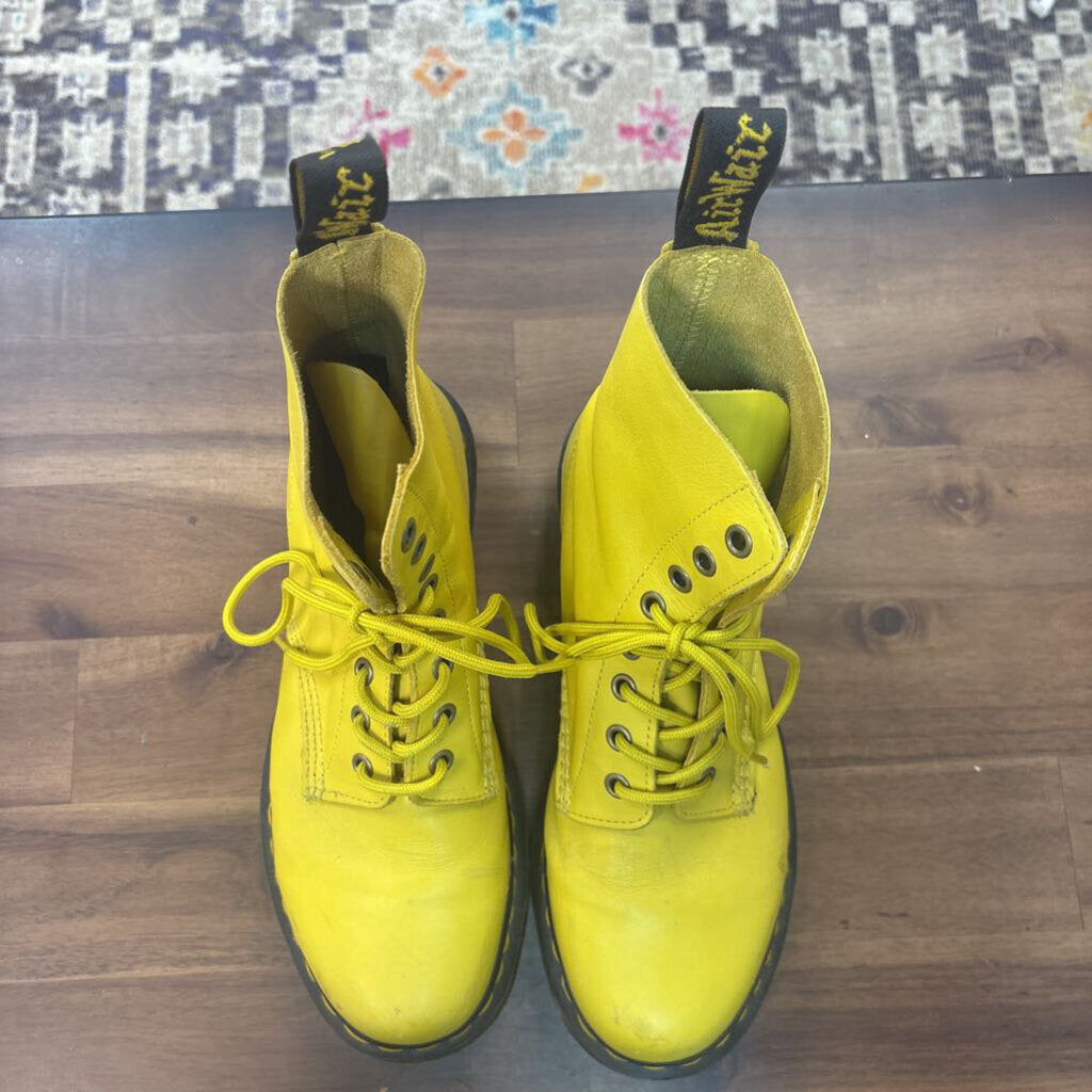 Dr Martens Yellow Leather Lace Up Ankle Boots 8