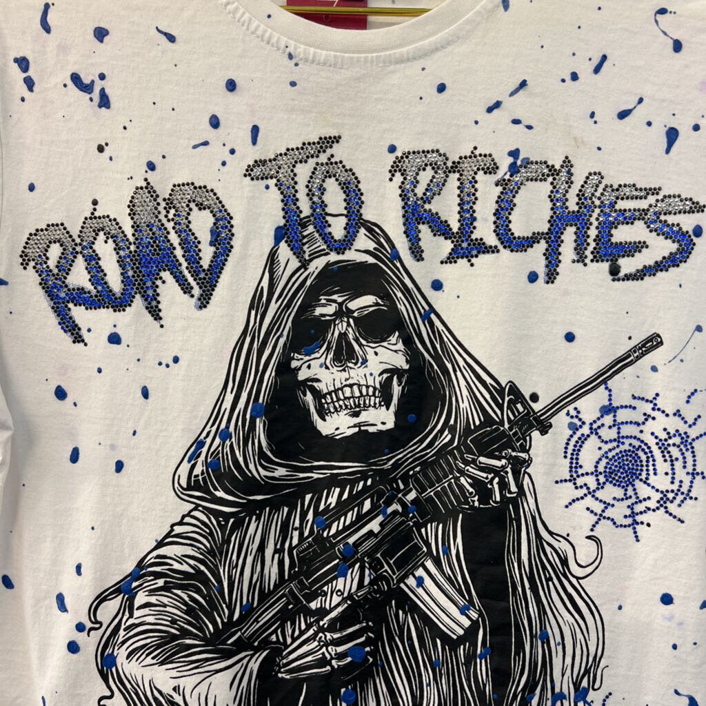 GFTD Los Angeles White/ Black Road To Riches Embellished Short Sleeve Graphic Tee Small