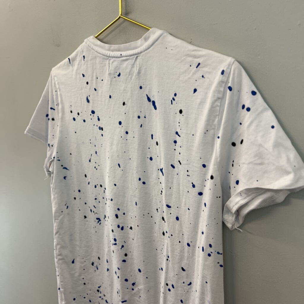 GFTD Los Angeles White/ Black Road To Riches Embellished Short Sleeve Graphic Tee Small