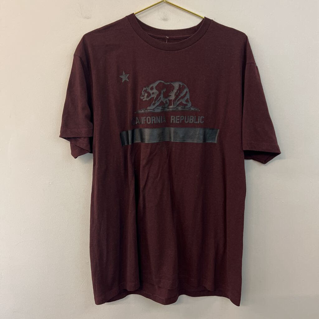 Ring of Fire Burgundy/ Black California Republic Short Sleeve Graphic Tee Extra Large