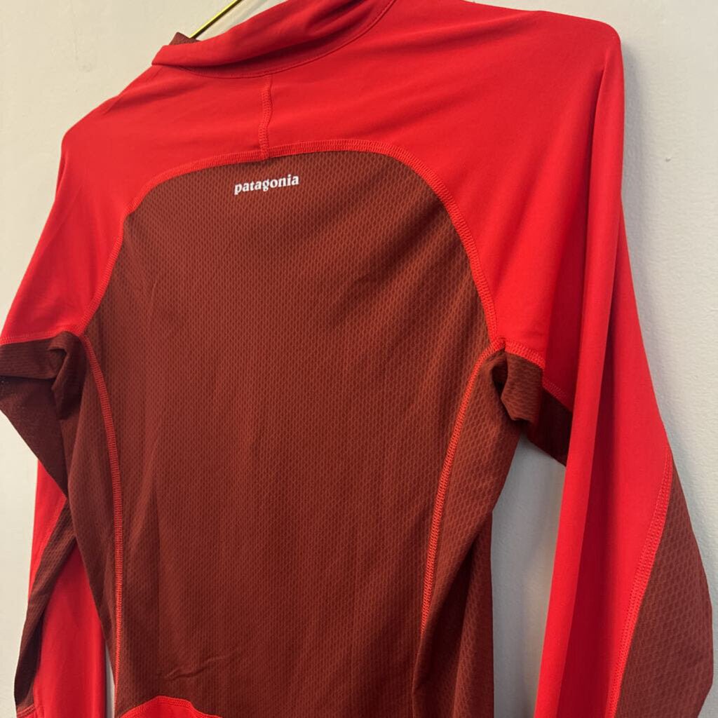 Patagonia Red/ Burgundy Long Sleeve Quarter Zip Pullover Small