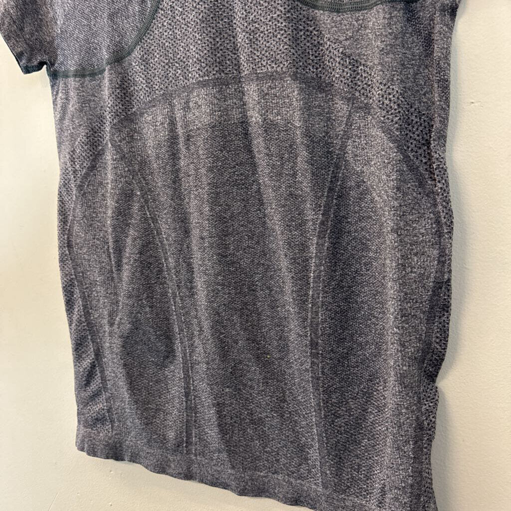 Athleta Grey Short Sleeve Athletic Top Large
