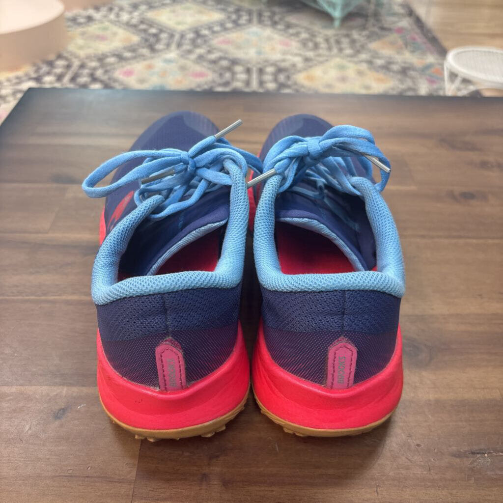 Brooks Blue/ Pink Catamount Sneakers 9