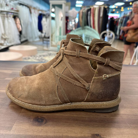 Born Brown Suede Leather Tarkiln Ankle Boots 8.5