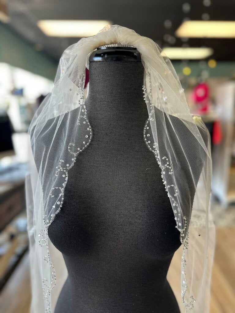 Light Gold Beaded Edge Cathedral Veil