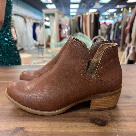 BOC Brown Leather Ankle Boots 7.5