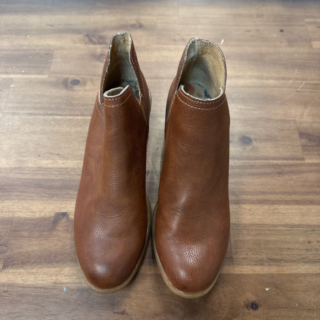 BOC Brown Leather Ankle Boots 7.5