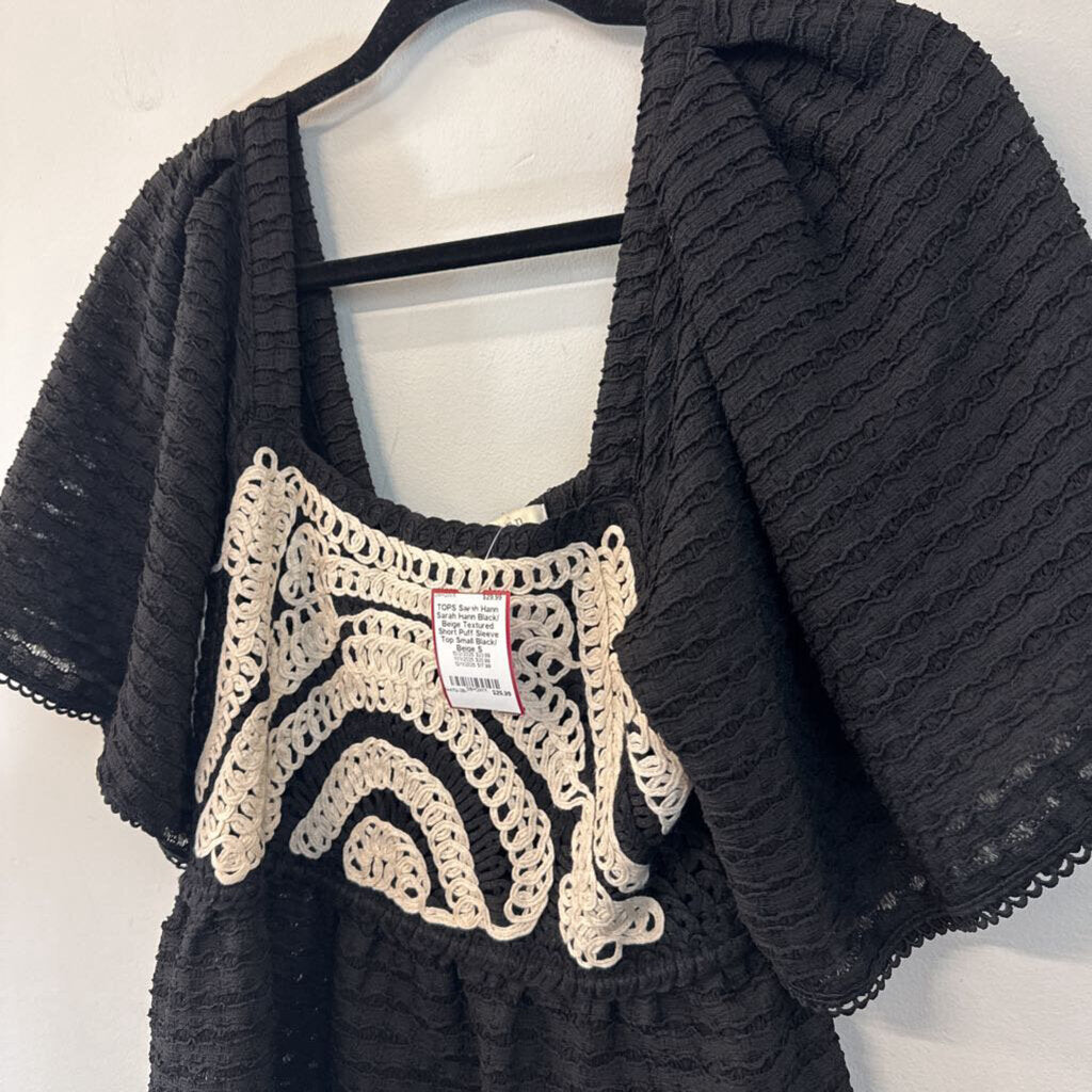Sarah Hann Black/ Beige Textured Short Puff Sleeve Top Small