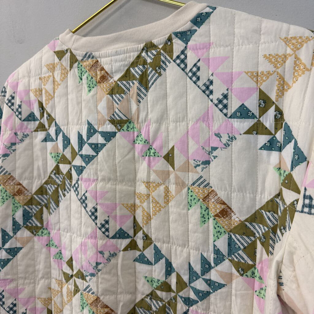Universal Thread Cream/ Multi Quilted Long Sleeve Pullover Small