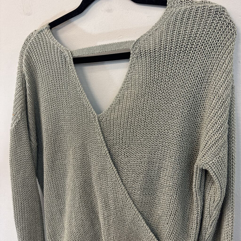 Moon and Madison Green Knit V Neck Sweater Top Small