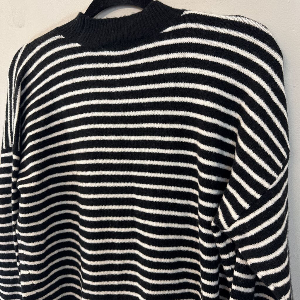 Loft Black/ White Striped Long Sleeve Sweater Top Medium