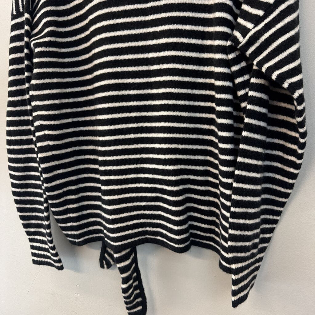 Loft Black/ White Striped Long Sleeve Sweater Top Medium
